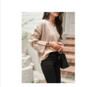 ♥️BOGO V-neck Loose Fit Knit Top